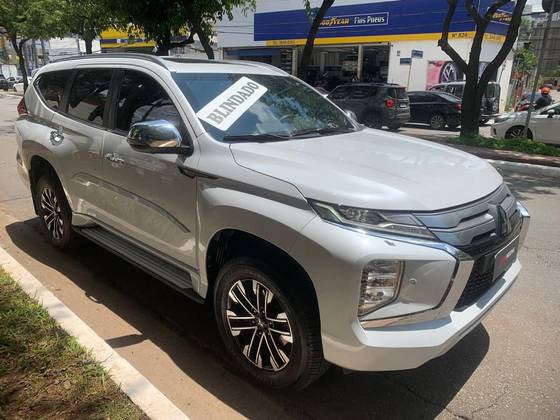 MITSUBISHI PAJERO SPORT 2.4 16V MIVEC TURBO DIESEL HPE-S AWD AUTOMÁTICO